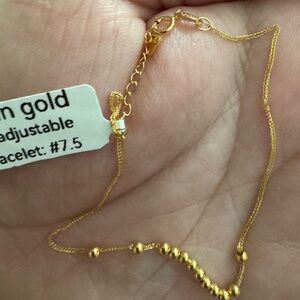 Elegant Gold Adjustable Bracelet